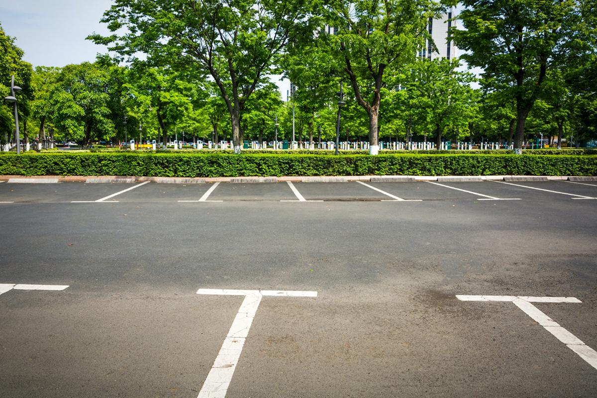 Prevent Parking Lot Accidents through Asphalt Maintenance