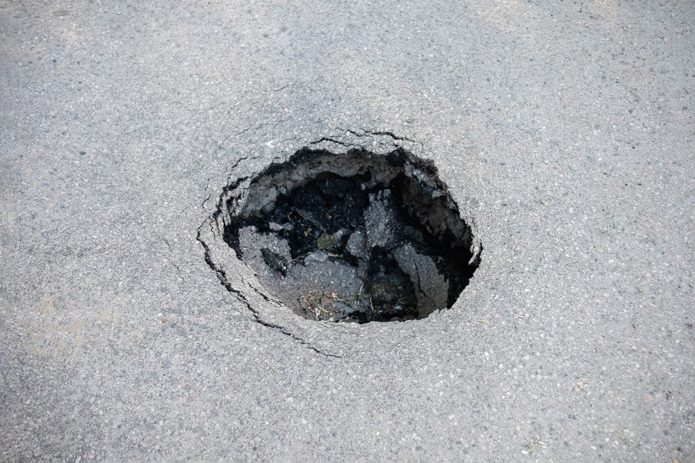 An In-Depth Look on How Potholes Form