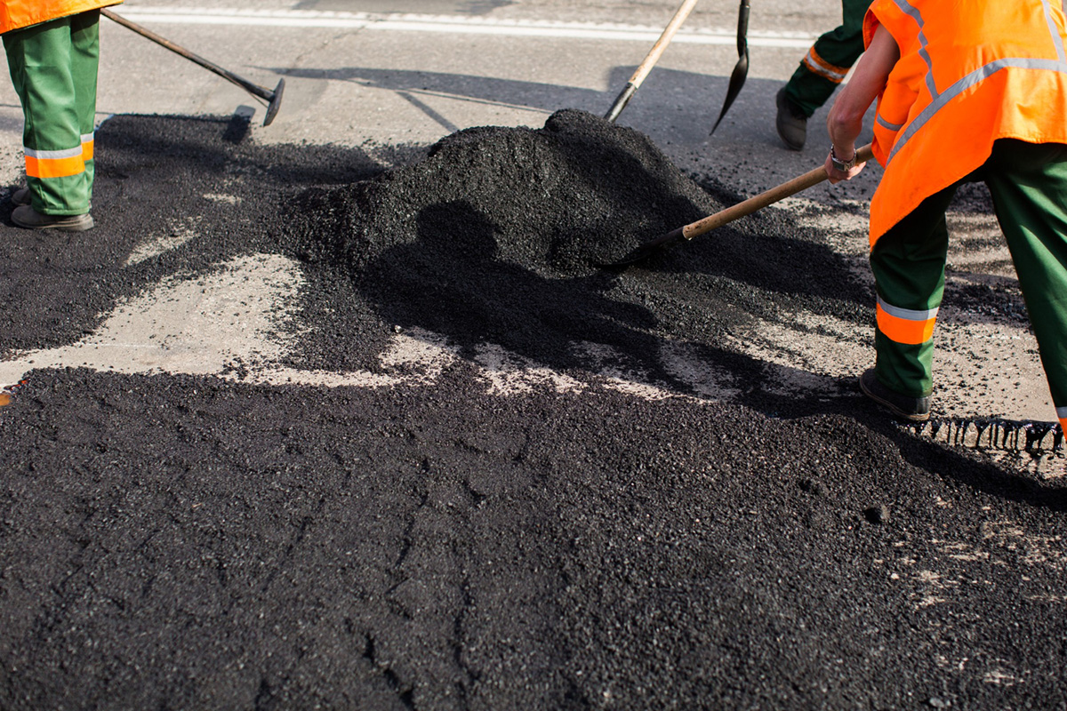 Asphalt Repairs: What is the Best Time of Year?