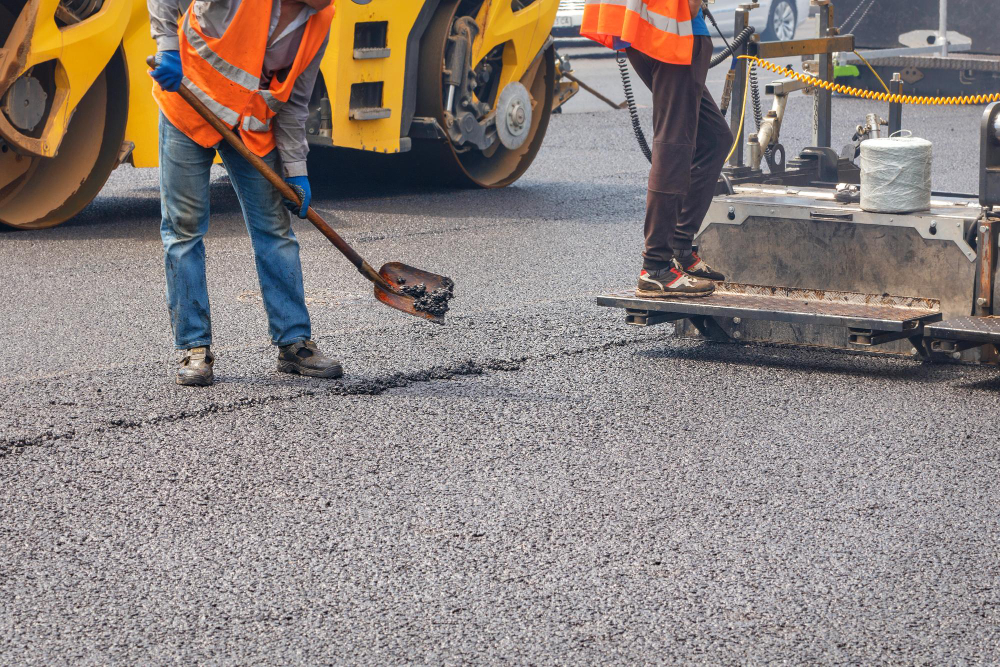 How to Select the Ideal Asphalt Paving Contractor