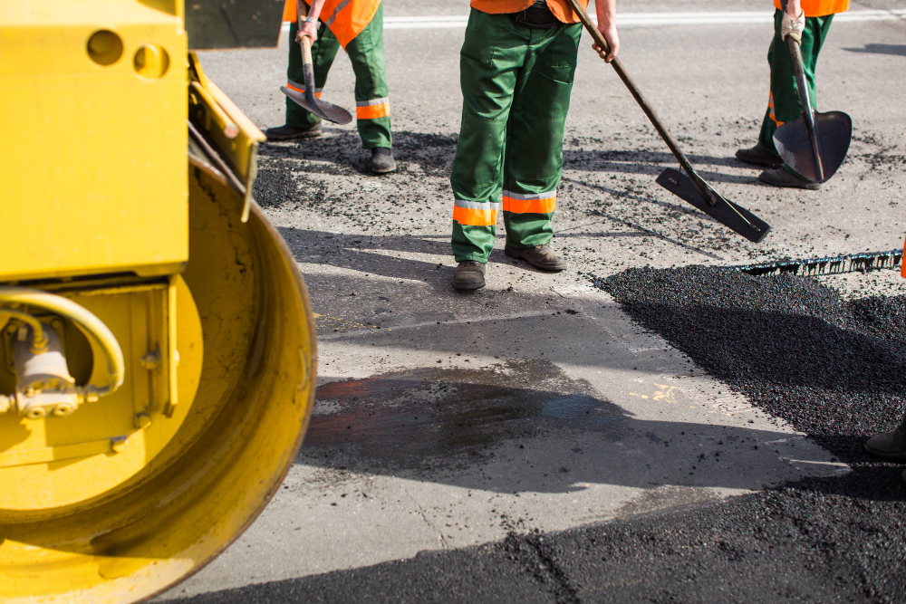 8 Questions to Ask an Asphalt Contractor Before Hiring