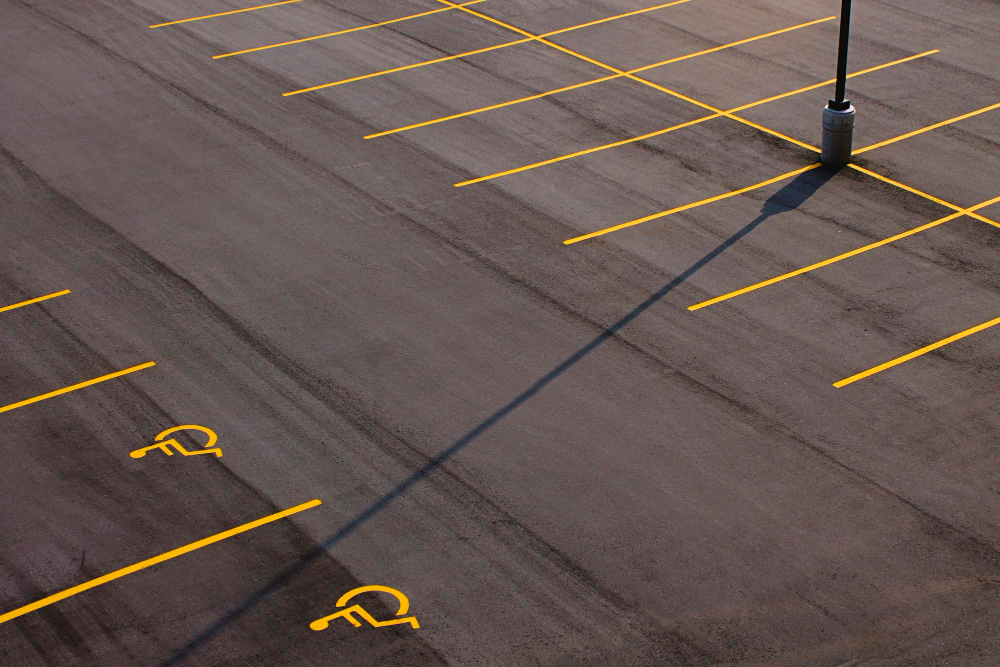 Standard Parking Space Dimensions in Florida: A Guide for Businesses