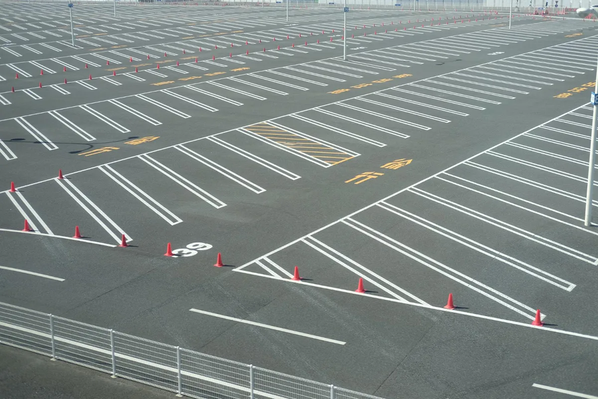 What Do Striped Lines in a Parking Lot Mean?
