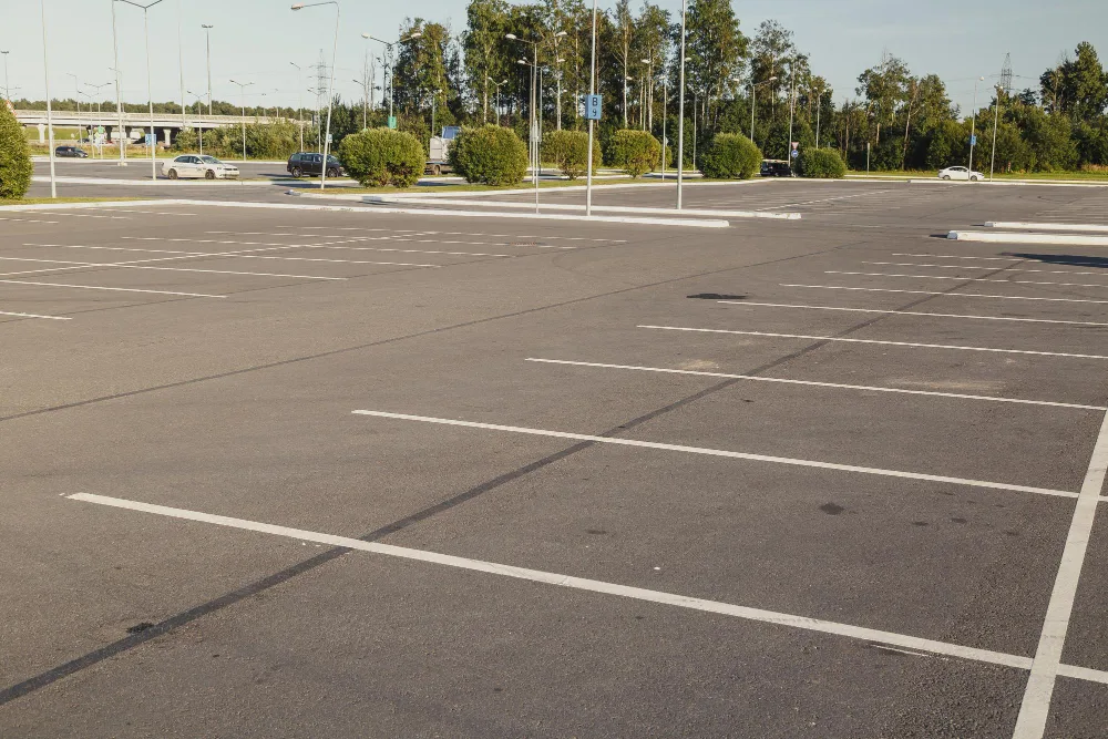 A Complete Guide in Sealcoating Asphalt Parking Lots