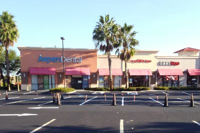 Aspen Dental's Parking lot