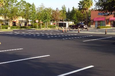 Aspen Dental's Parking lot