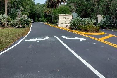 Asphalt pavement painting