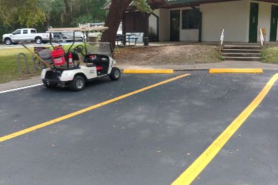 Asphalt pavement painting
