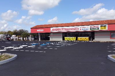 Seminole Powersports' parking lot