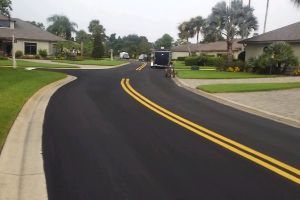 Liquid road sealcoating